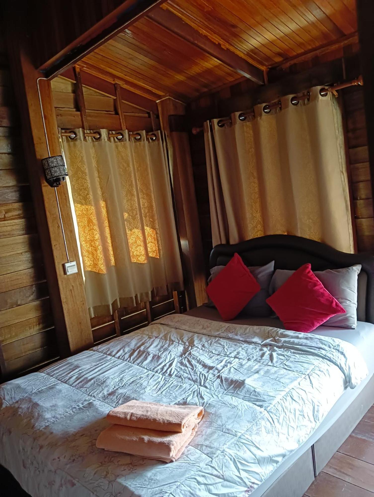 Tonmai Suite II Ko Por Extérieur photo